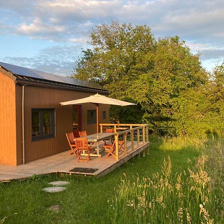 Tiny House Les Jours Heureux Sejour Nature Pres De Dinant Et Des Lacs De L Eau D Heure Villers-le-Gambon Exterior photo